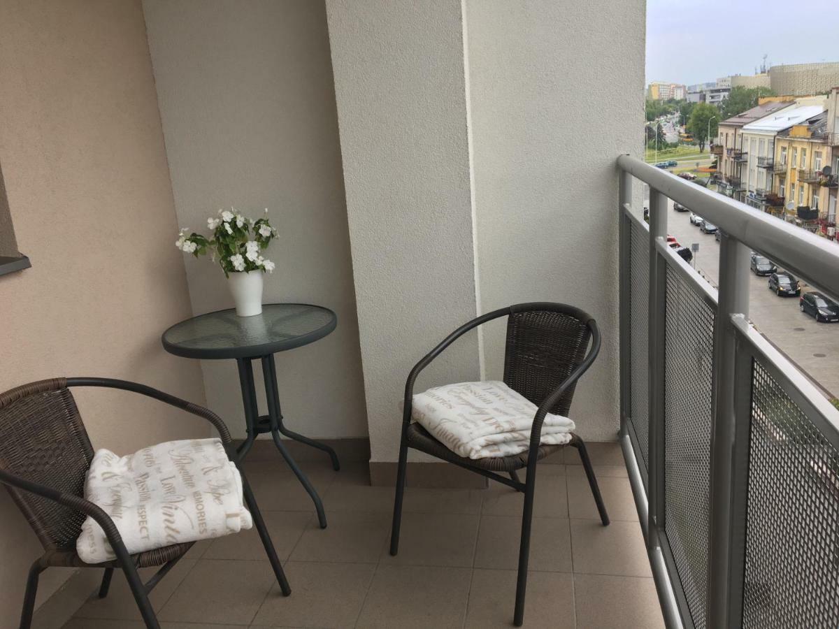 Family & Business Elegant Apartments Rynek Centrum Downtown - 2 Bedroom, Balcony, Parking Кельце Экстерьер фото
